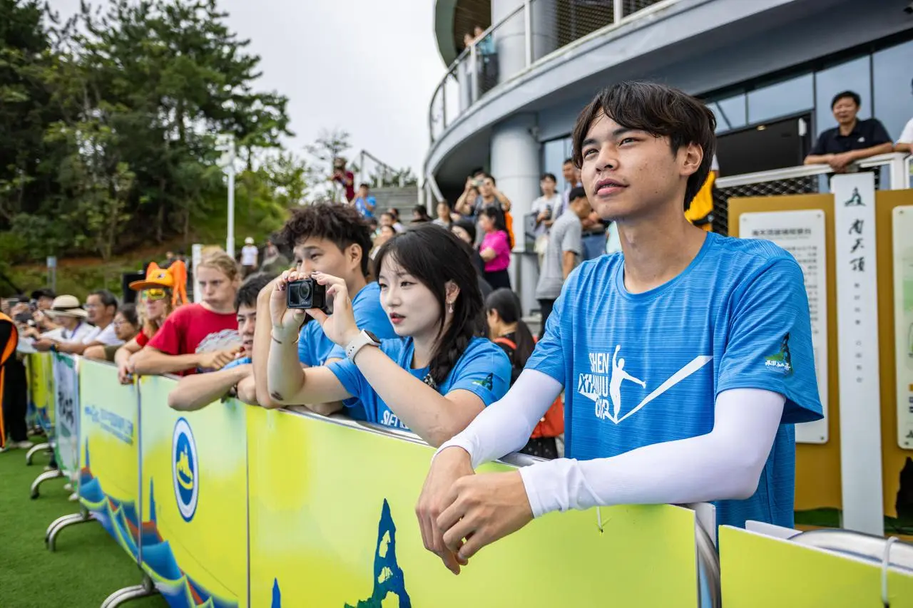 第一次近距, 图片, 这是我第三