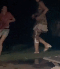 无碍, MtWe, 友泳池嬉戏 无碍, MtWe, 友泳池嬉戏