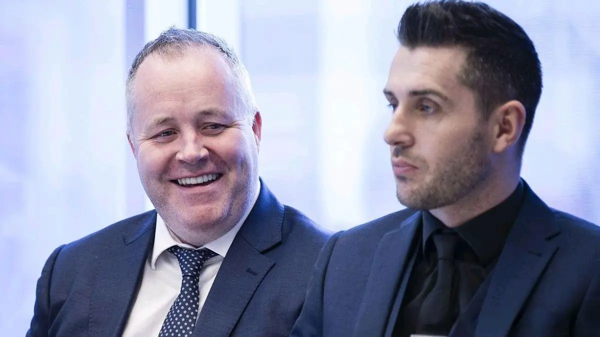 正考虑到斯, 克巡回赛和